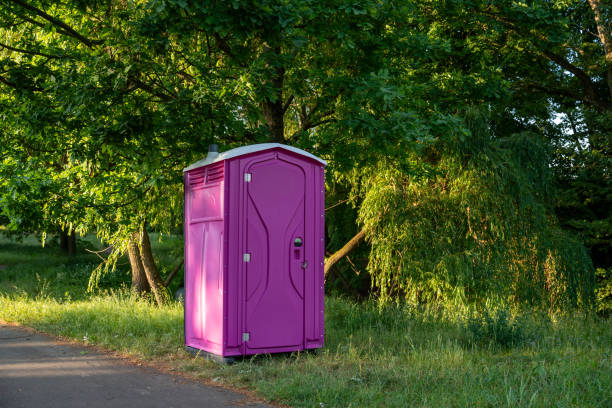 Best Portable bathroom rental  in Middletown, NY